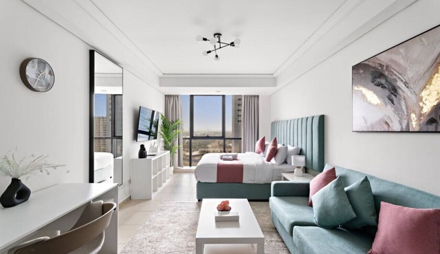 StoneTree - Cozy Studio - JLT