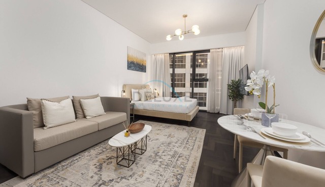 Studio Just Minutes’ Drive to Downtown, Close to Zabeel Stadium