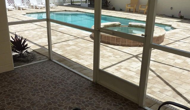 Sun, beach, and great savings –discover amazing discounts on dream destinations! in Cape Coral