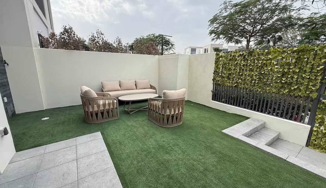 Sun-Drenched 3BR Garden Villa, Arabian Ranches