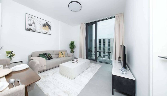 Tiraz 4 Aljada Apartment W Balcony & Pool Access