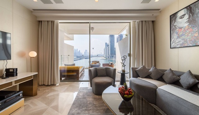 Tremendous 2BR Apt at FIVE Palm w/Sea View