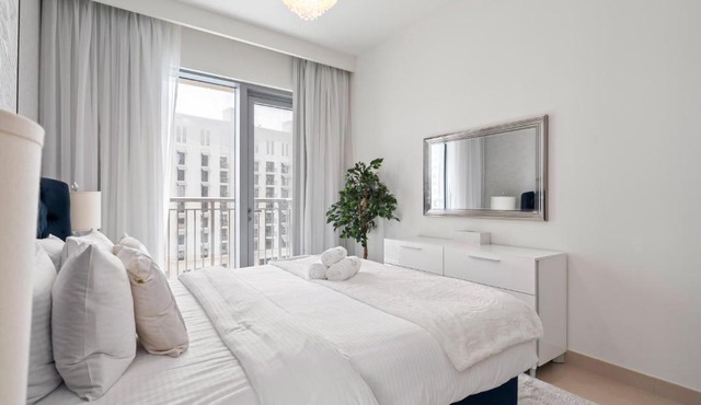 Wonderful 2BR With Balcony - Dubai creek Harbour