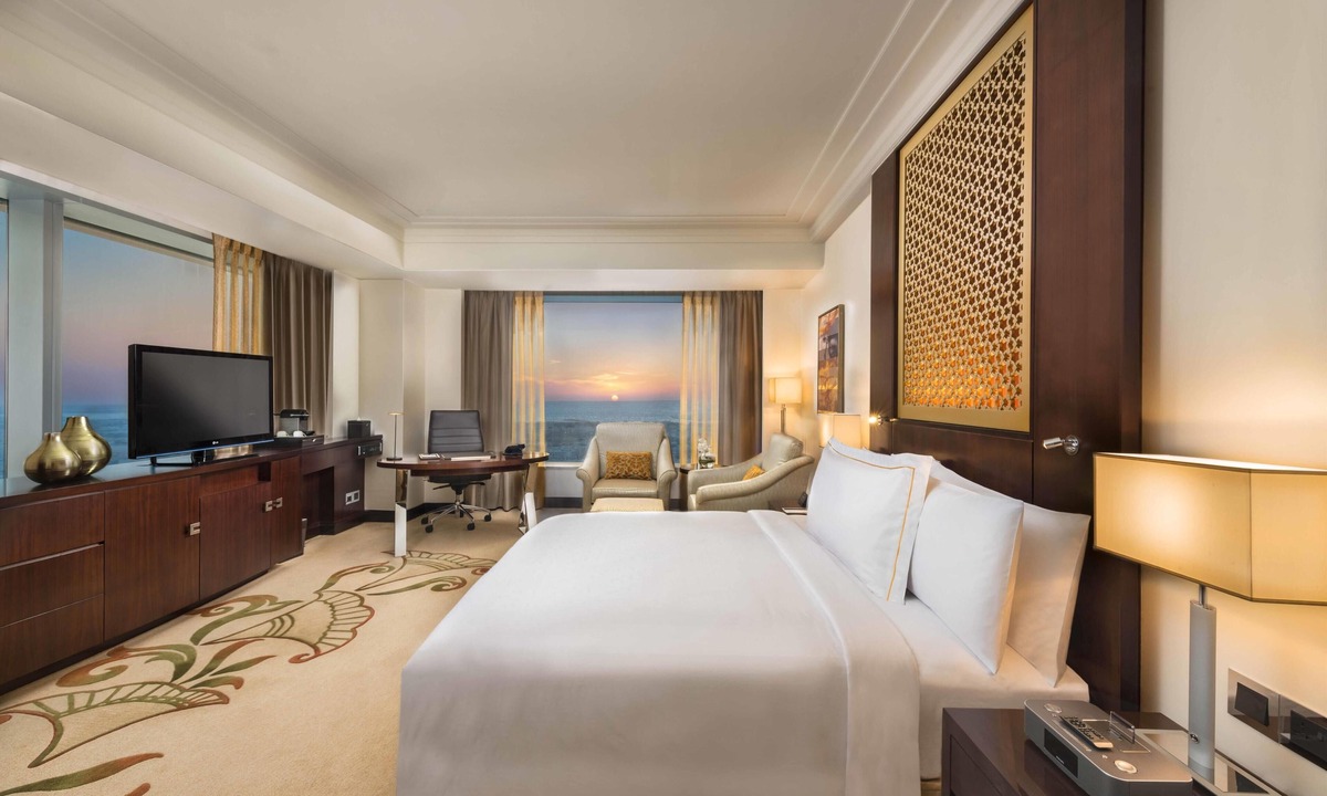 Trade Center Hotel | Conrad Dubai