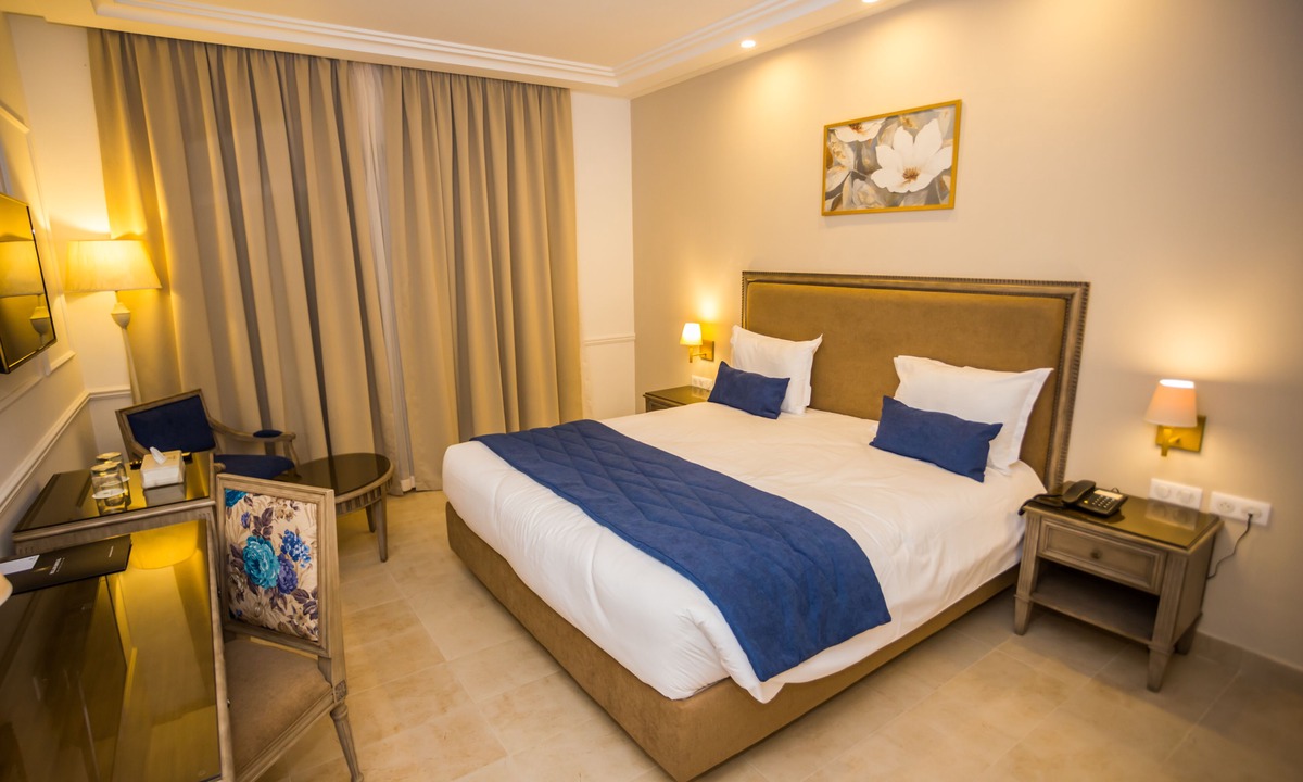 Arrondissement El Bosten Hotel | Hotel Palais Royal