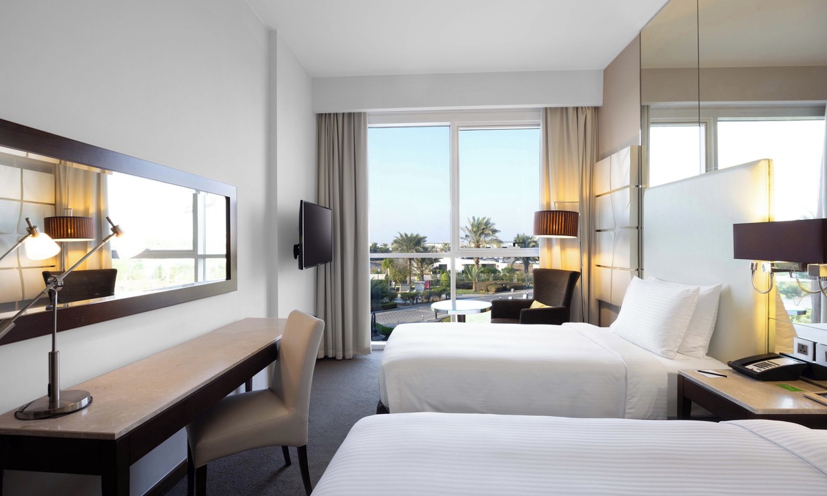 Sharjah Hotel | Centro Sharjah by Rotana