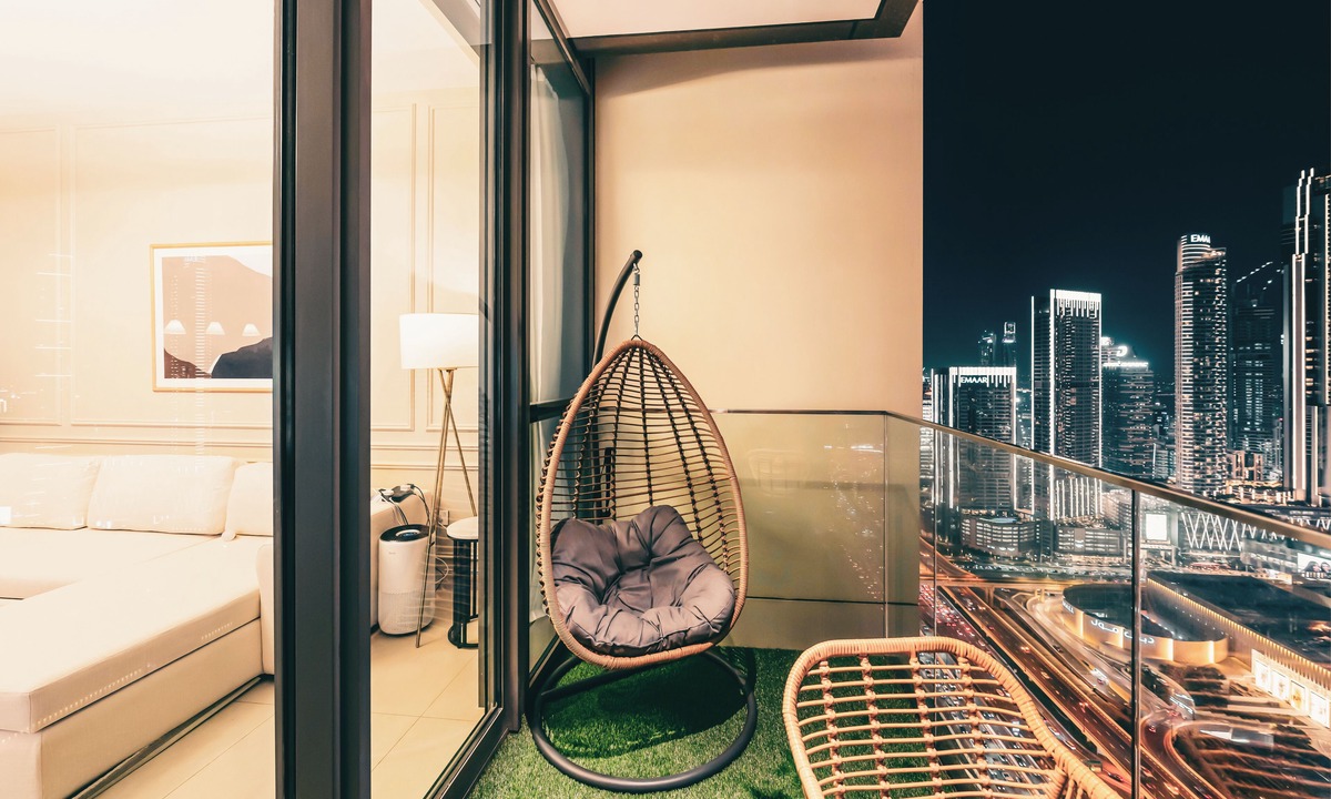 Bur Dubai Apartment | High Floor Burj Views over Dubai Mall