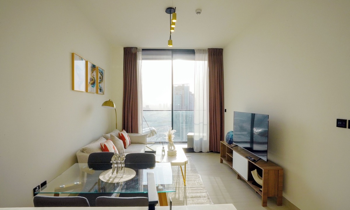 Jumeirah Village Circle Apartment | Elegant 1 BR Apt in JVC with Spacious Balcony
