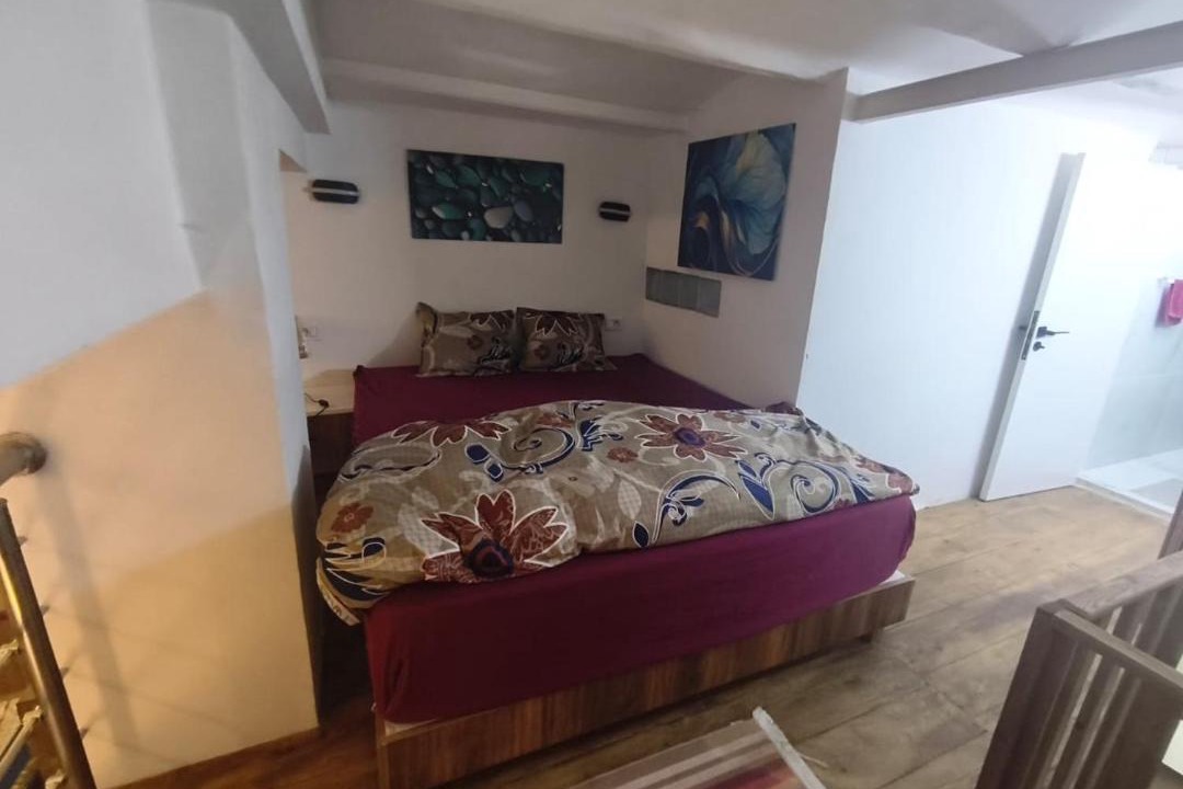 Halq al Wadi Apartment | Front beach cosy apartment