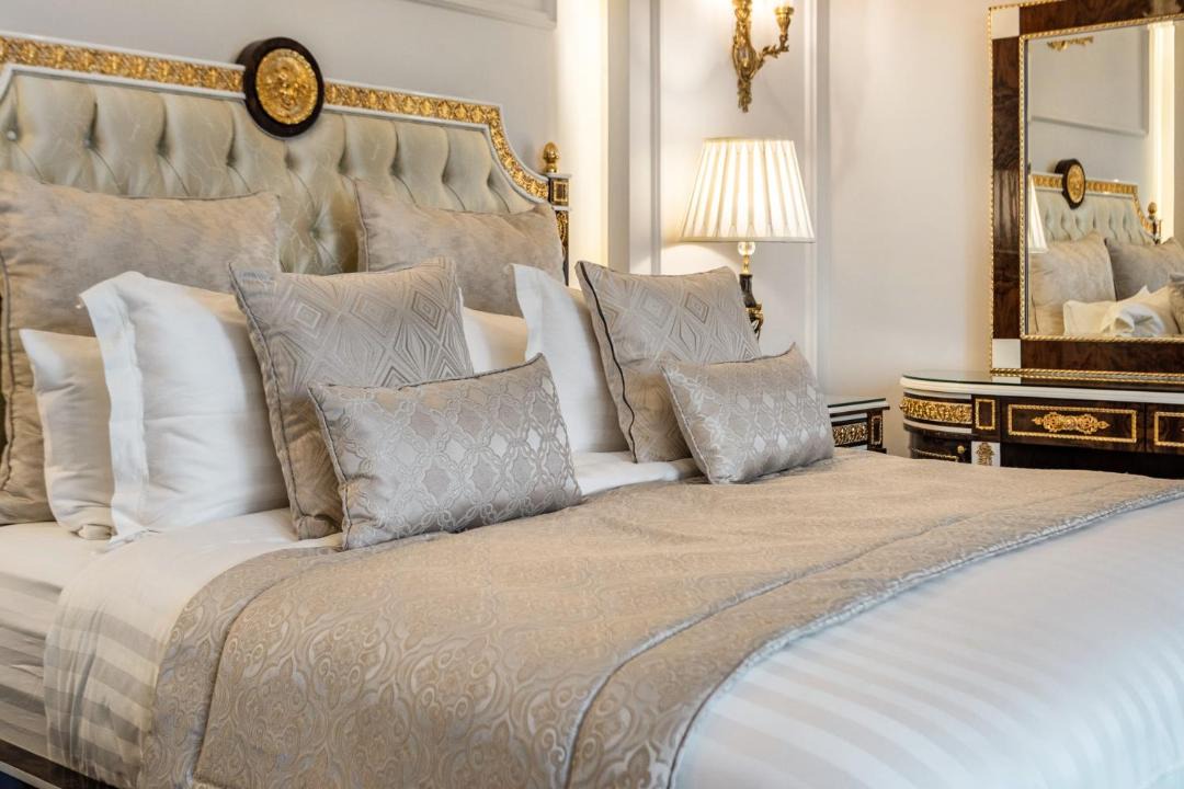 Madinat Zayed Ski Chalet | Royal Vintage for Smart VIP Guests