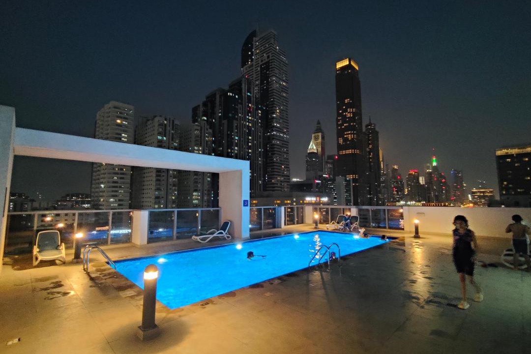 Al Satwa Apartment | Deluxe Apartments Near WTC and Sheikh Zayed