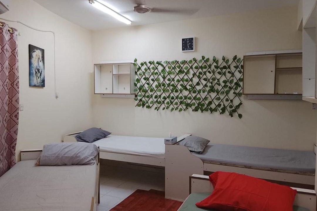 Al Mankhool House | Al ABBASI Building Home Stays Like a Familly