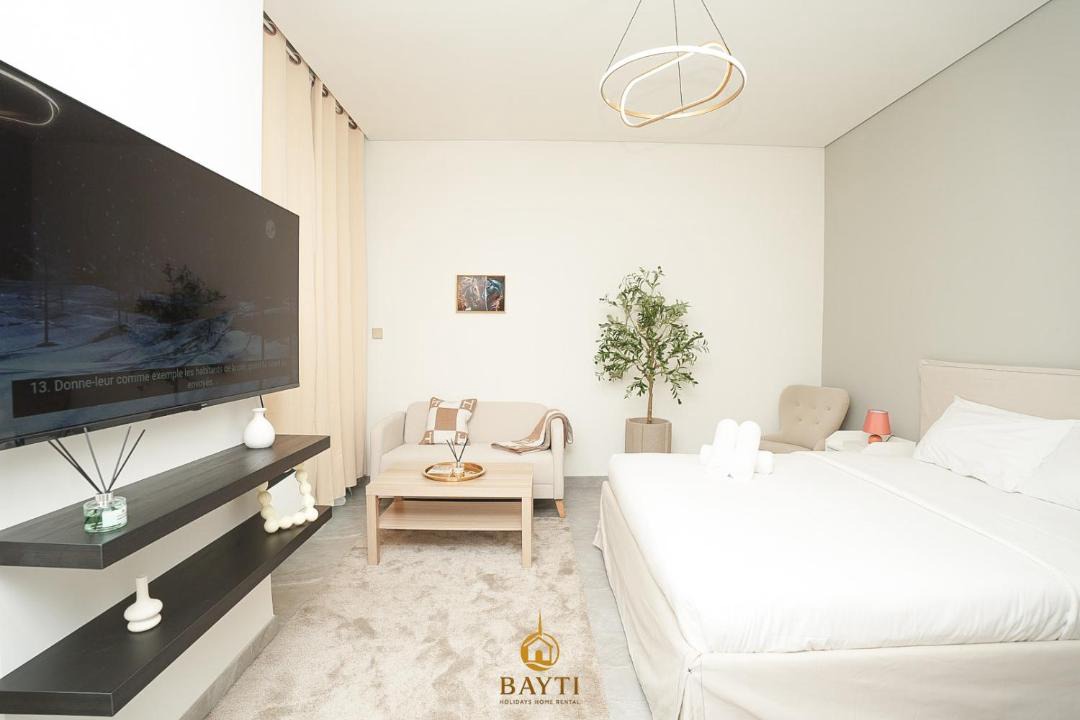 Downtown Dubai Apartment | Evasion Moderne a Business Bay vue sur le canal