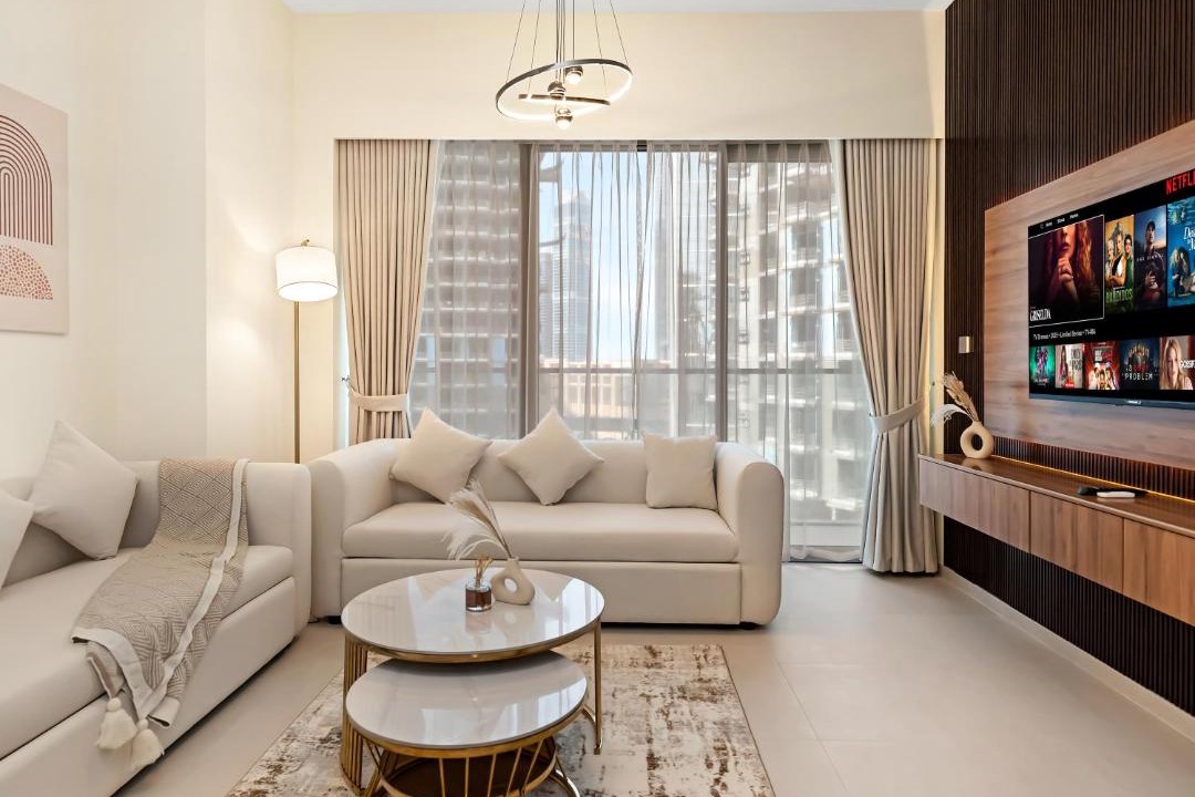 Downtown Dubai Apartment | Elegant 1BR I Near Burj Khalifa & Fountain I Dubai Mall