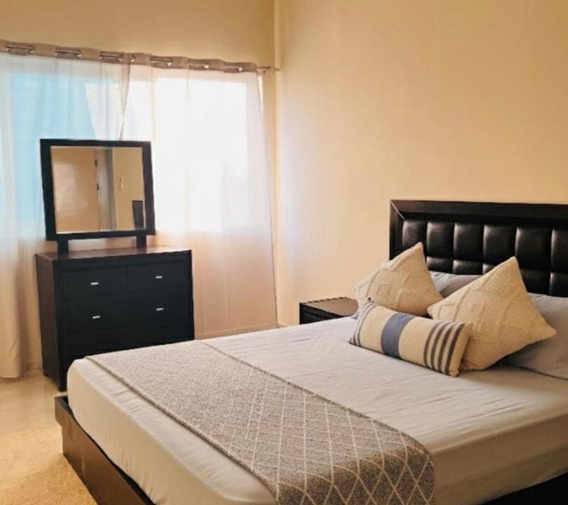 Al Nahda House | Comfortable Queen Room, Dubai City View, Private & Peaceful, 8 Mints Walk To Dubai