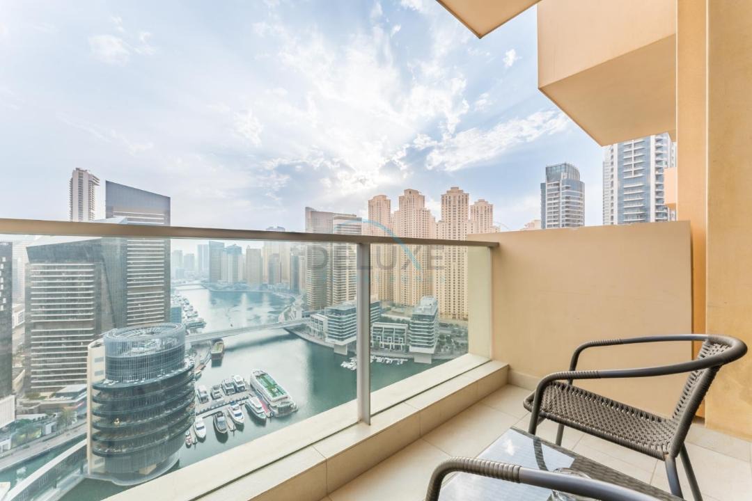 Dubai Marina Apartment | Sky-High 1BR with Stunning Direct Marina Views, Steps from the Metro and Offering Seamless Access to Marina Mall, The Address Residences, Dubai Marina by Deluxe Holiday Homes