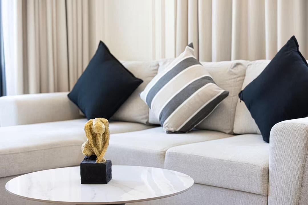 Dubai Apartment | Stylish Apartment, Private Beach, Port de La Mer
