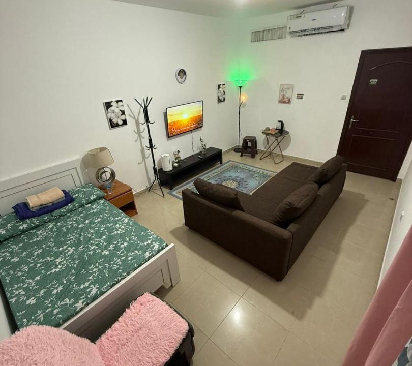 Madinat Zayed House | Room with toilet and tv for couple
