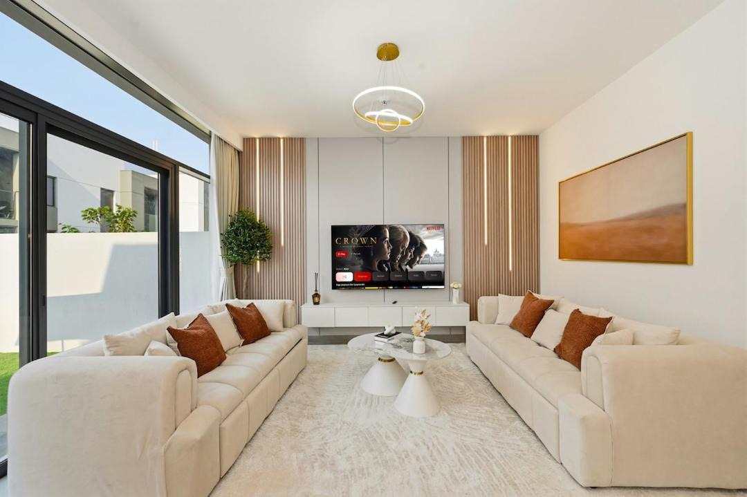 Dubai Apartment | Golden Stays - Stylish 4BR Villa I Garden, Pool & Parking I Global Village