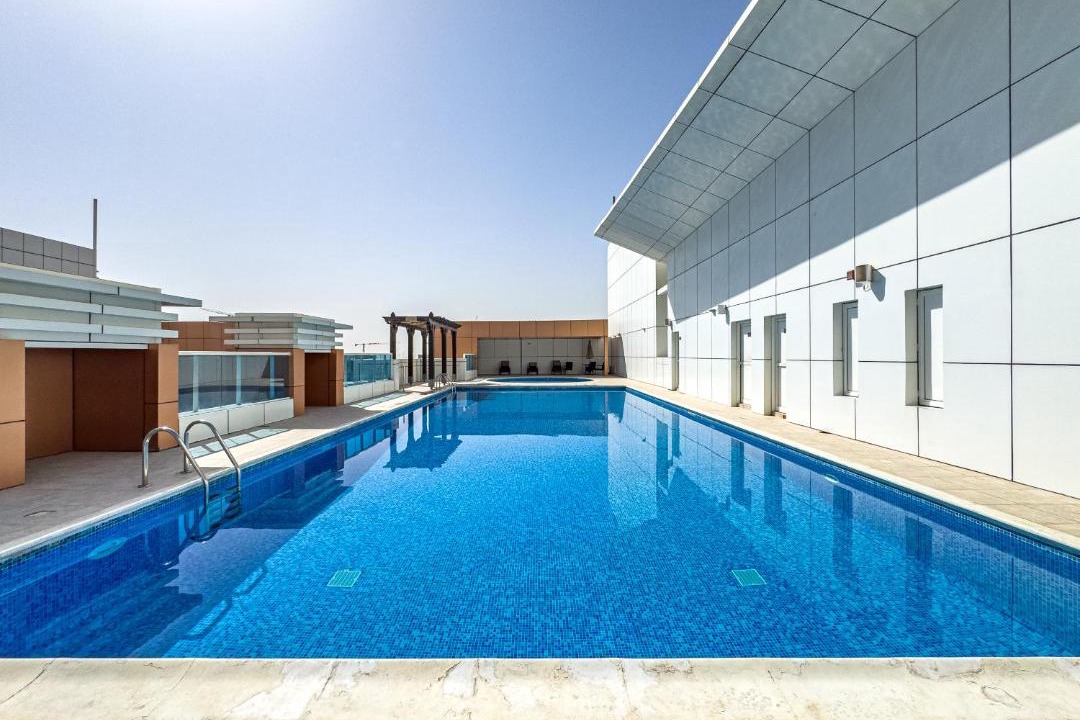 Dubai Apartment | Elegant Oasis - 15 min to Burj Khalifa and Aiport - 1 BDR - 4 pax