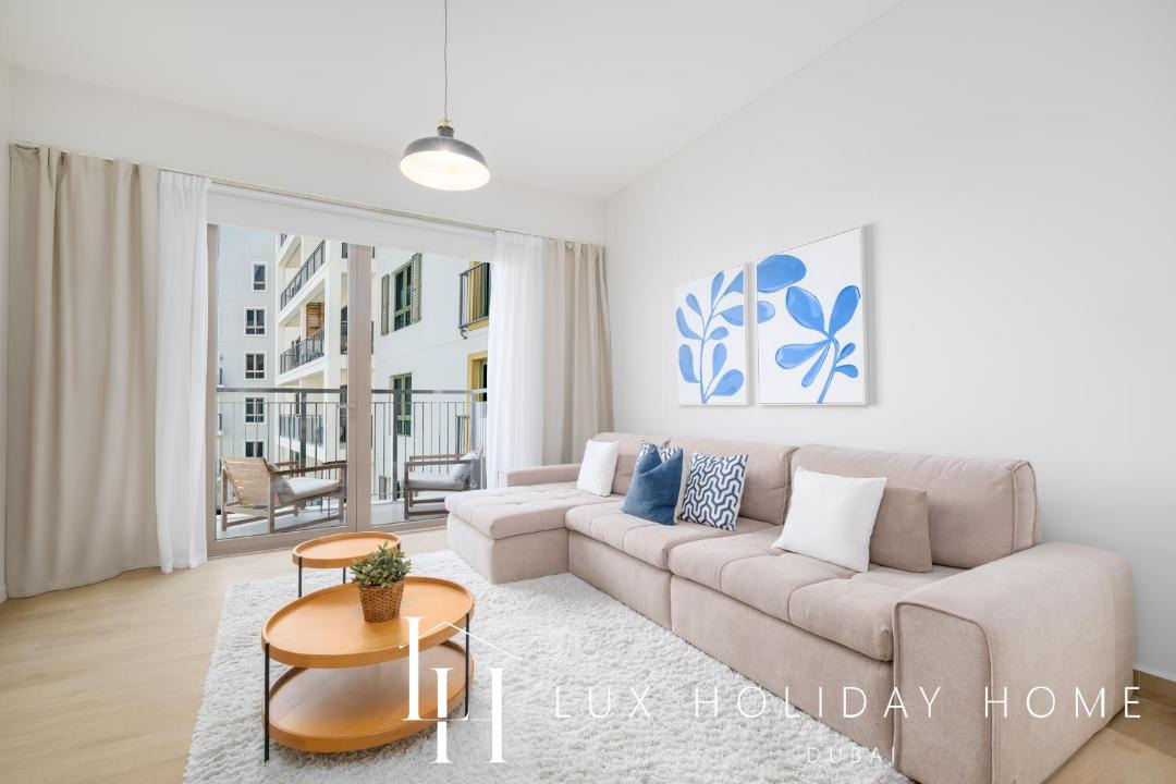 Dubai Apartment | LUX The Le Pont Sea View Suite