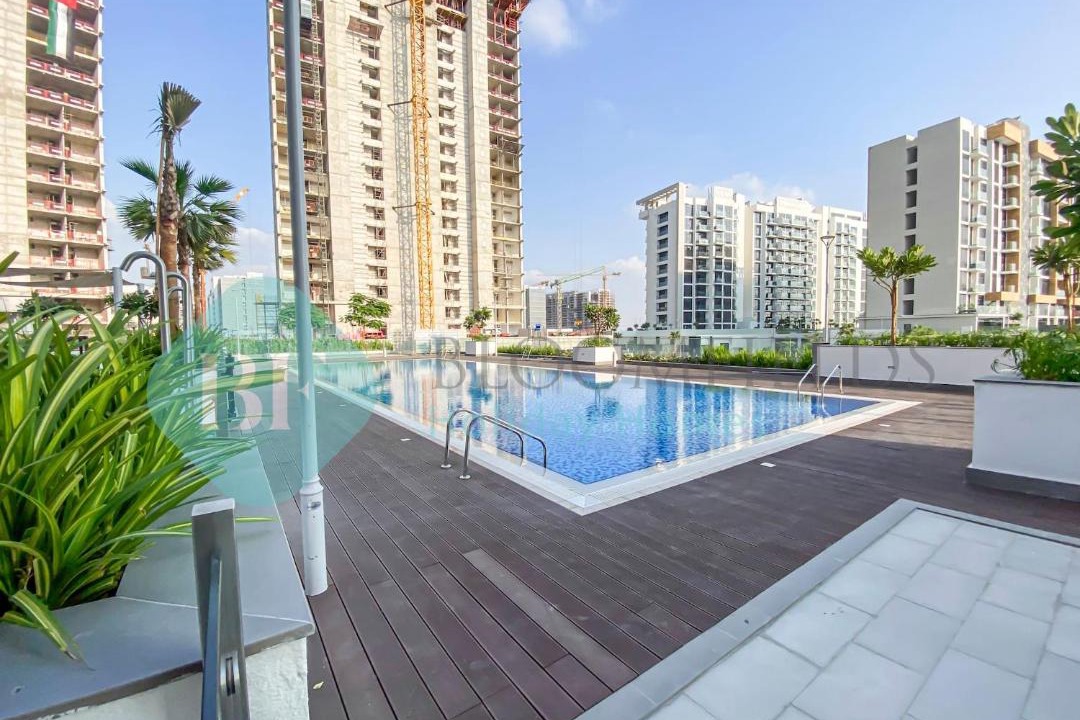 Nad Al Sheba Apartment | Bloomfields Studio - Azizi Riviera 41 - Meydan