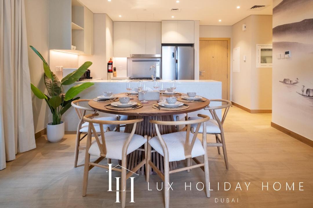 Dubai Apartment | LUX The La Mer Luxury Burj View Suite 3