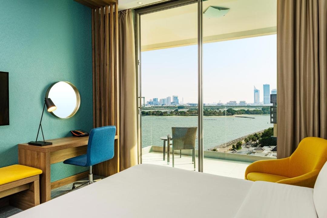Palm Jumeirah Resort | Aloft by Marriott Palm Jumeirah