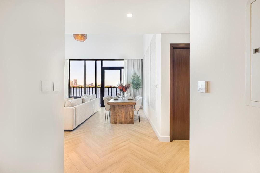 Dubai Apartment | Daniels 1BR at Creek Edge with Waterfront View