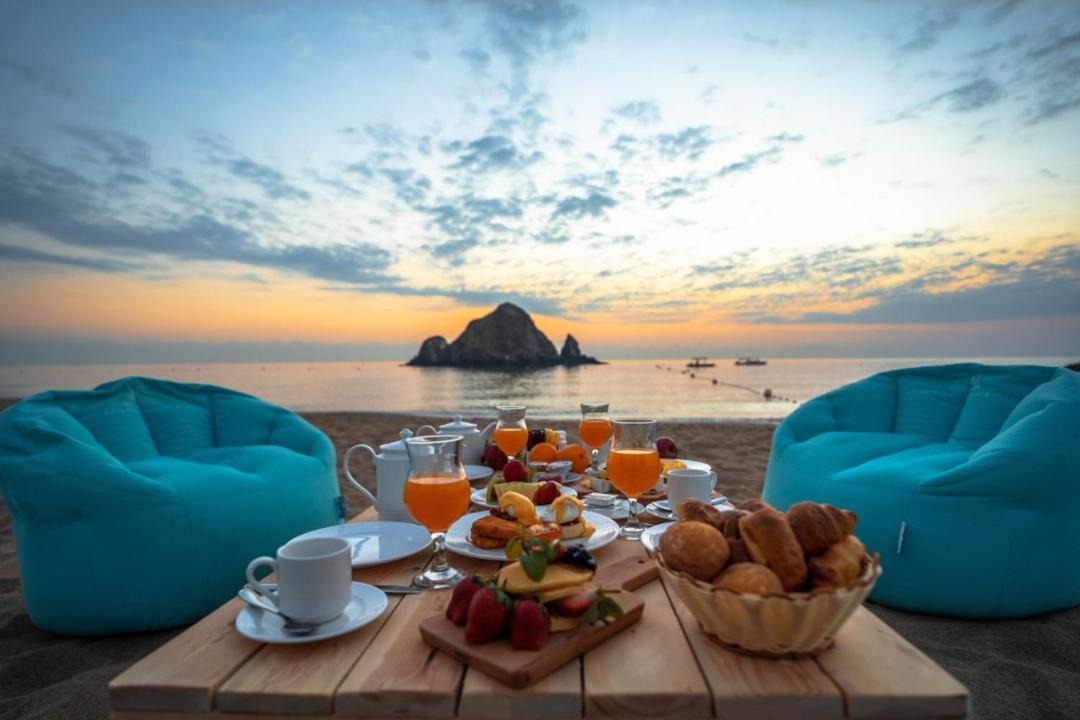 Al Aqah Resort | Sandy Beach Hotel & Resort