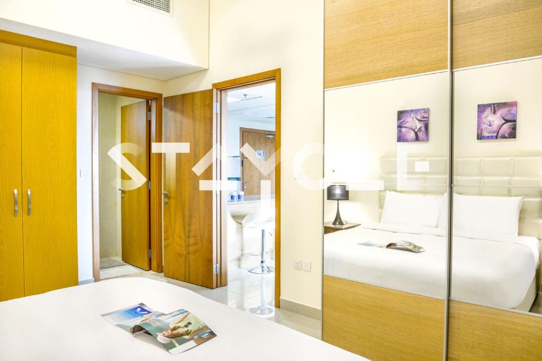 Jebel Ali Apartment | Staycae Holiday Homes - Suburbia