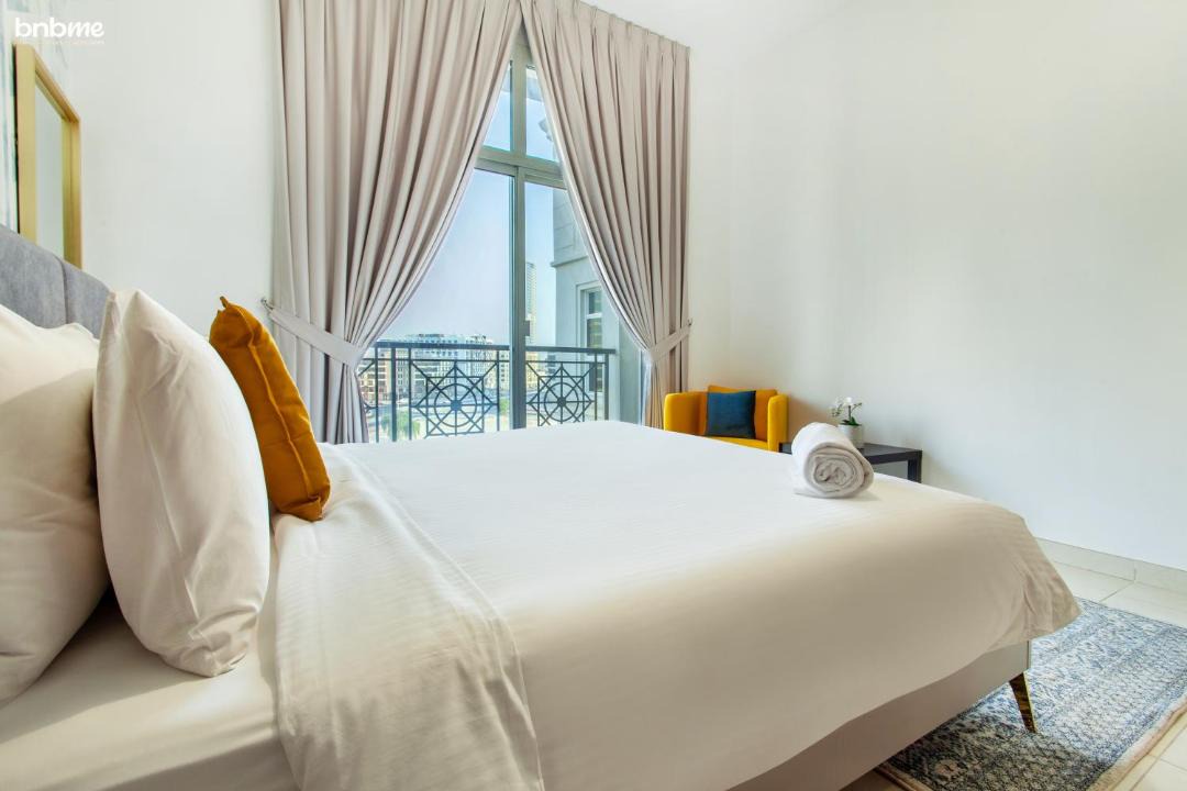 Al Barsha Apartment | bnbmehomes - La Fontana