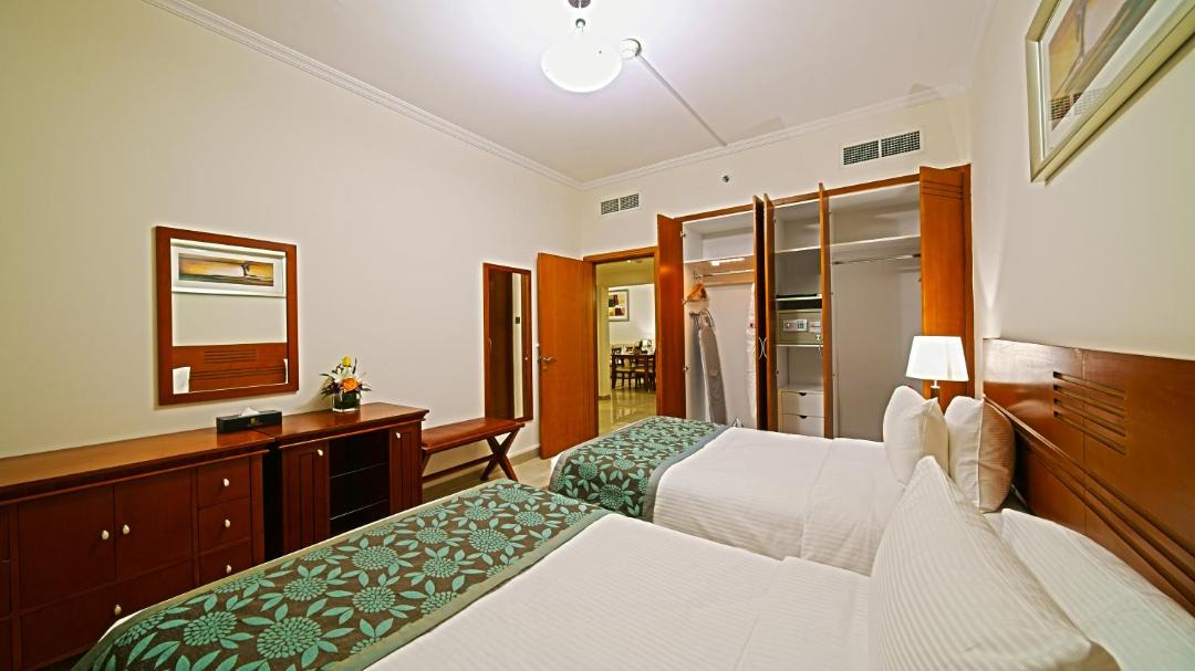 Al Mankhool Apartment | Rose Garden Hotel Apartments - Bur Dubai