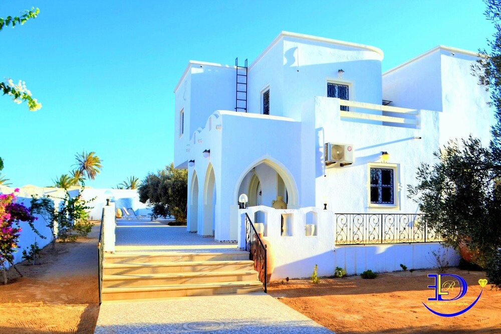 Photo of Outdoor in Aghir