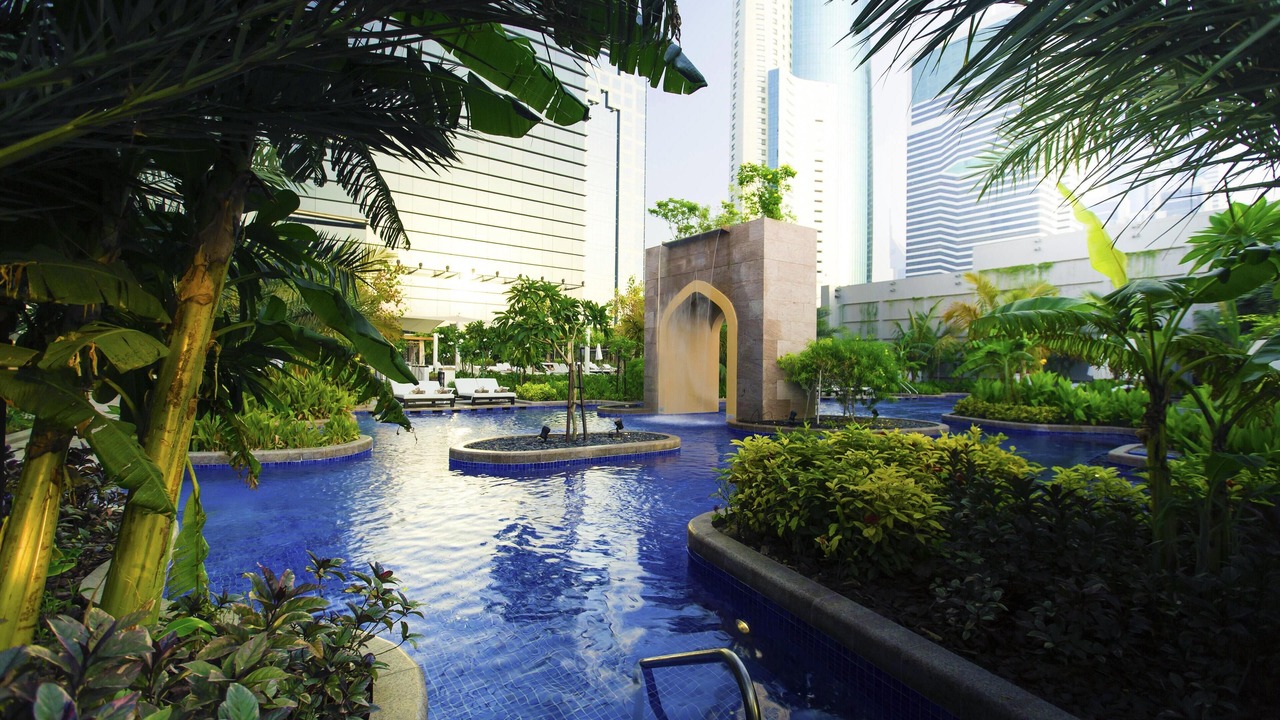 Photo of Outdoor in Trade Center