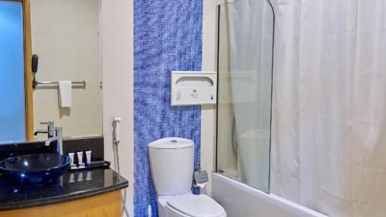 Photo of Bathroom in Al Barsha 1