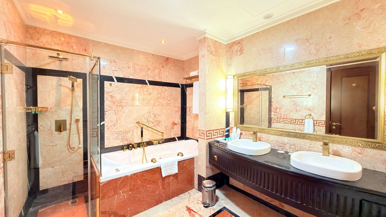 Photo of Bathroom in Al Barsha 1