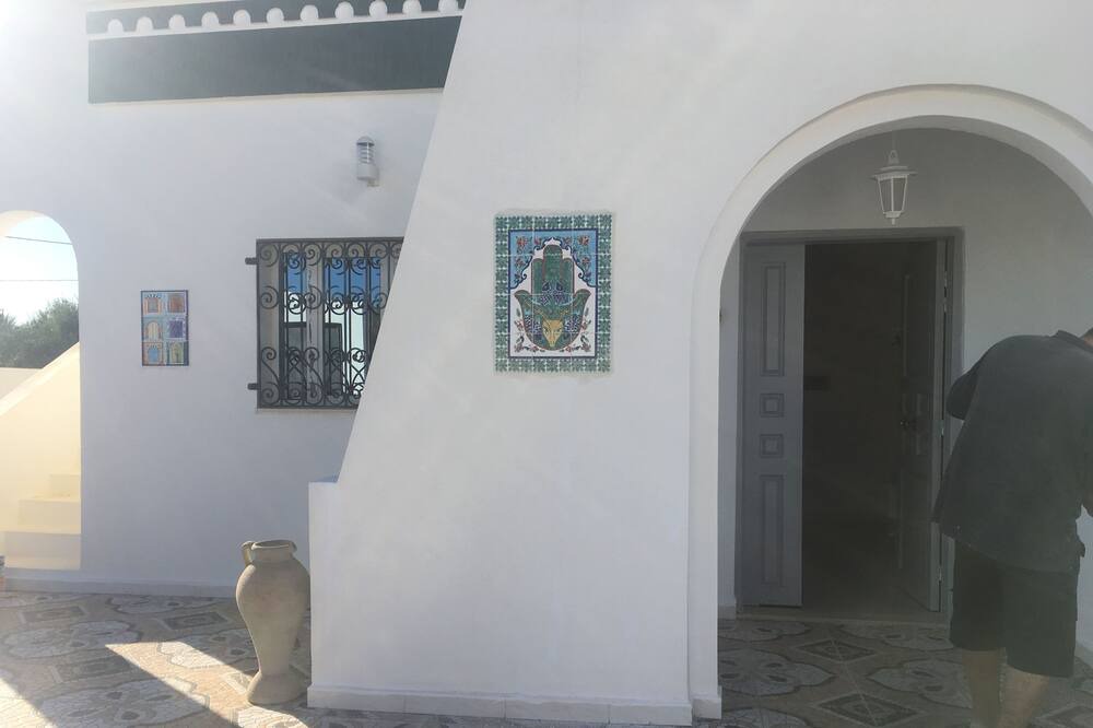 Photo of Others in Djerba Midun