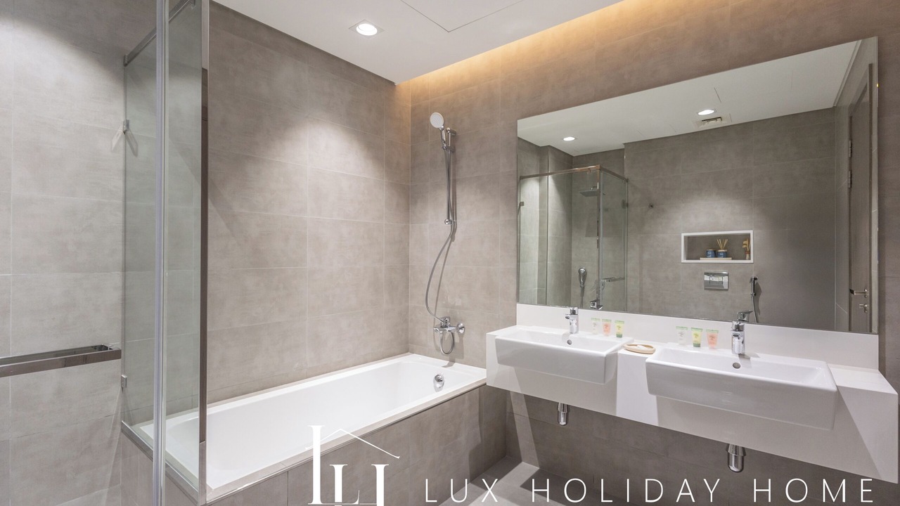 Photo of Bathroom in Downtown Dubai