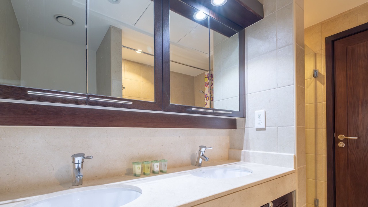 Photo of Bathroom in Downtown Dubai