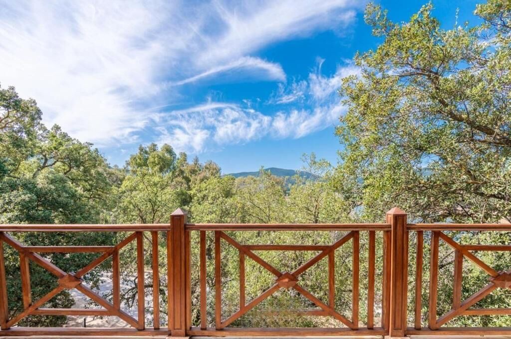 Photo of Patio Balcony in Fernana