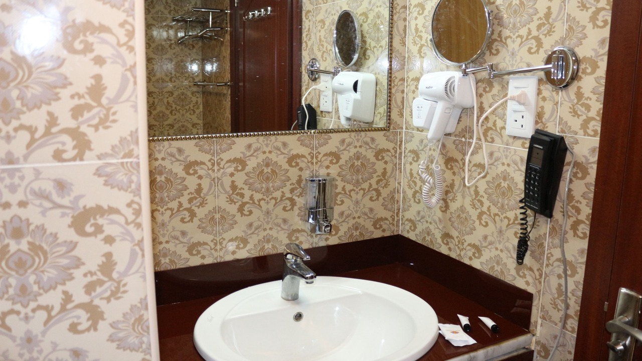 Photo of Bathroom in Old Dubai