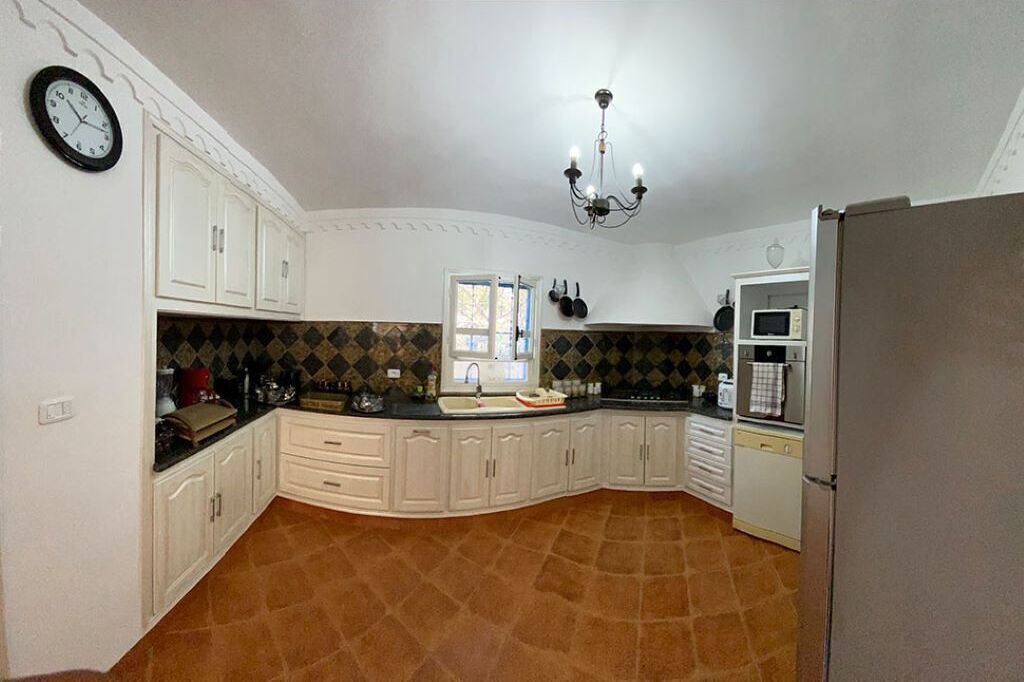 Photo of Kitchen in Aghir