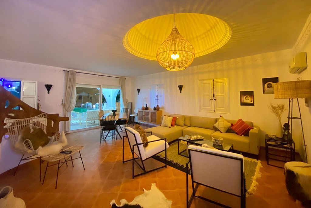 Photo of Livingroom in Aghir