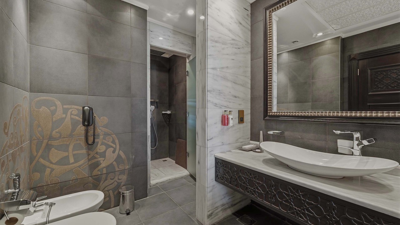 Photo of Bathroom in Palm Jumeirah