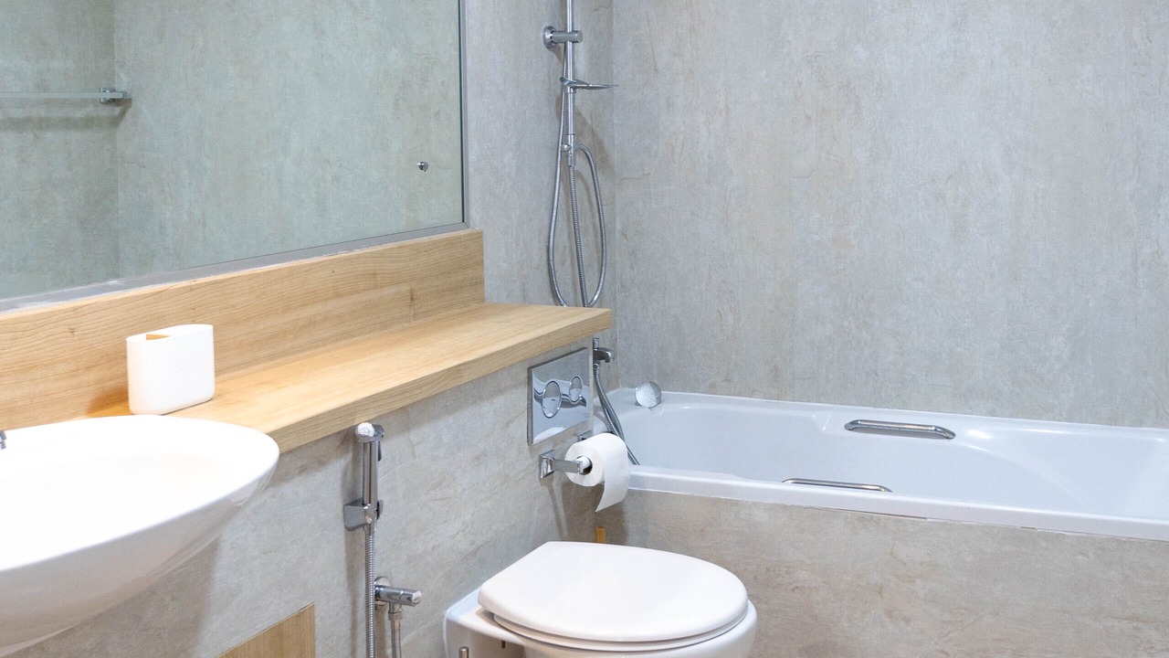 Photo of Bathroom in The Greens