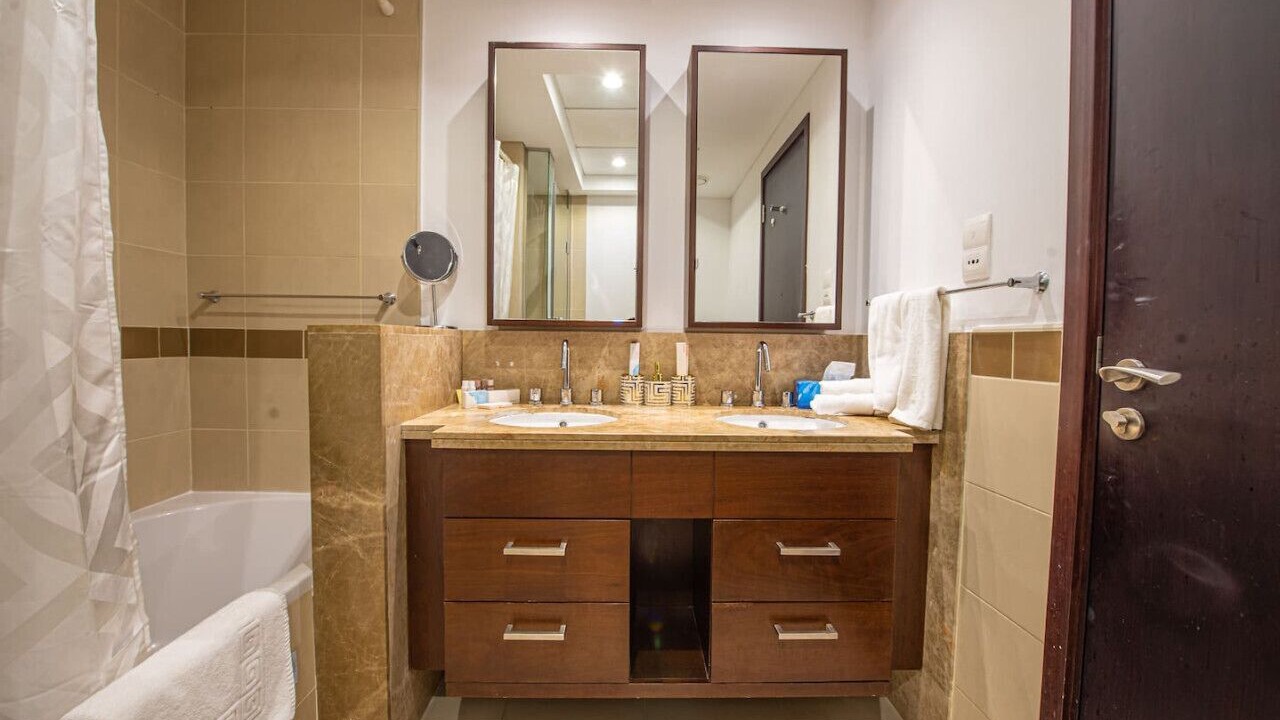 Photo of Bathroom in Downtown Dubai