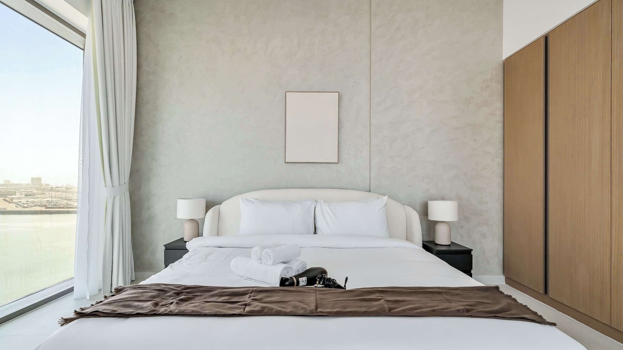 Photo of Bedroom in Dubai Maritime City