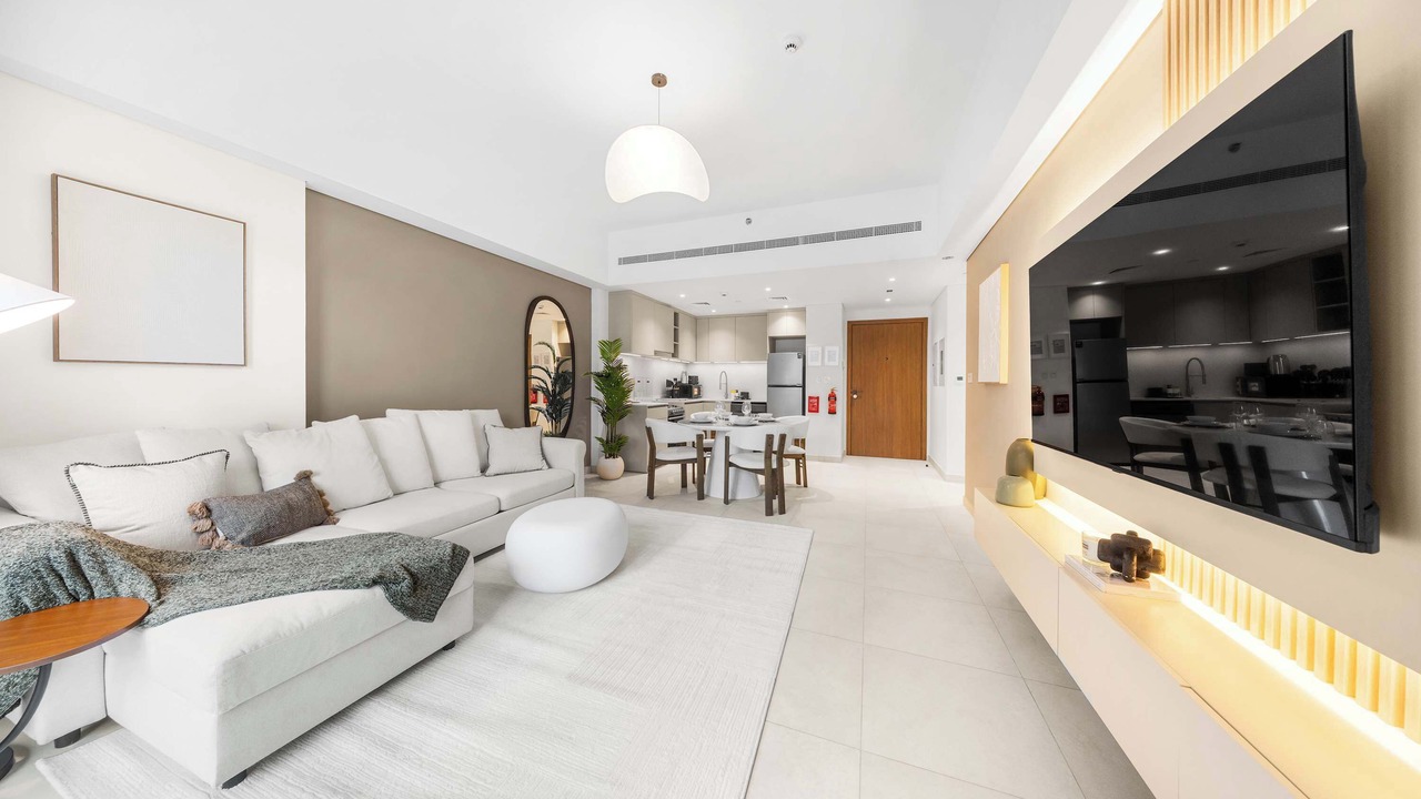 Photo of Livingroom in Umm Suqeim 3