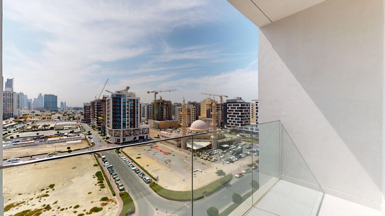 Photo of Patio Balcony in Al Satwa